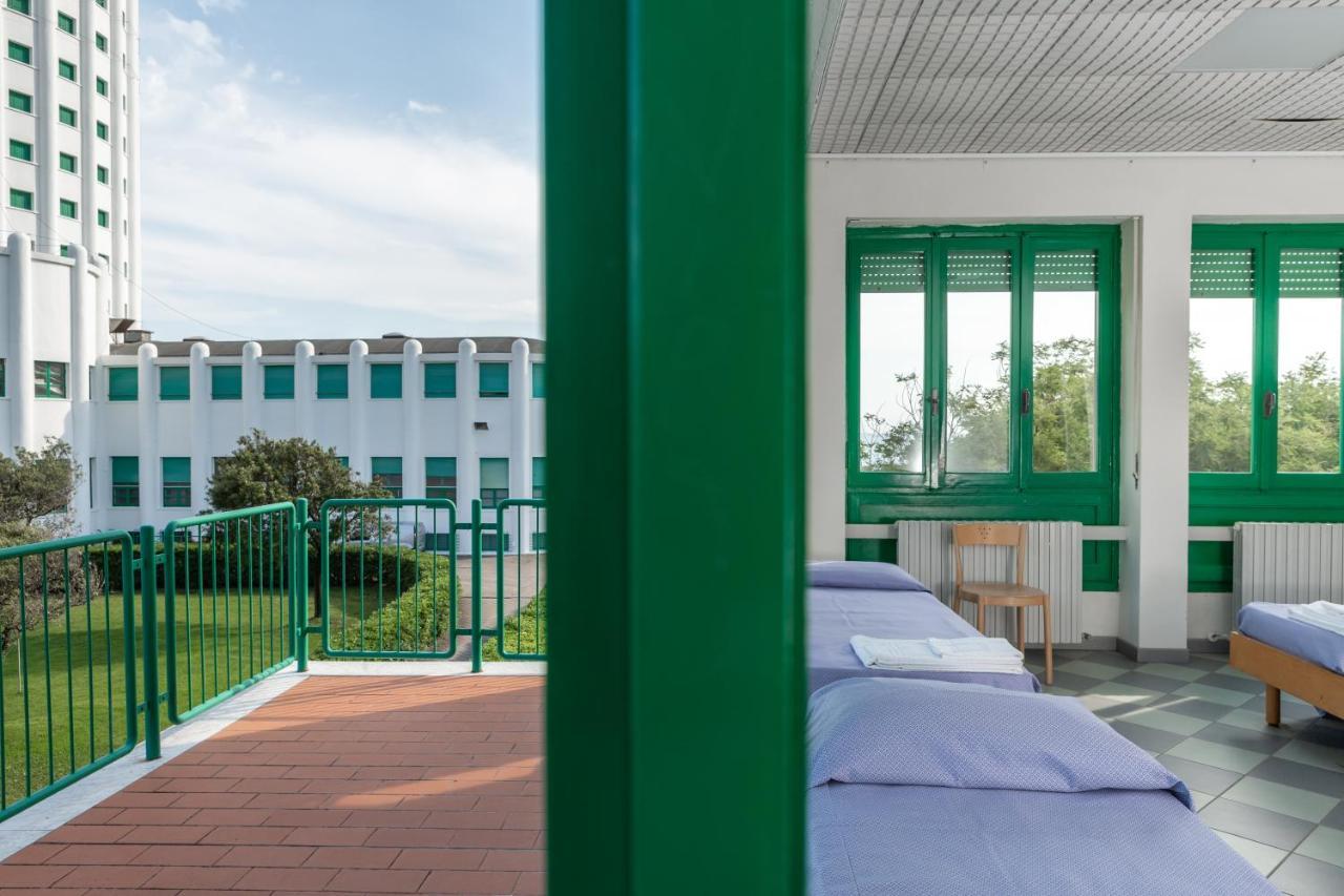 Hotel Villaggio Torre Marina 3*